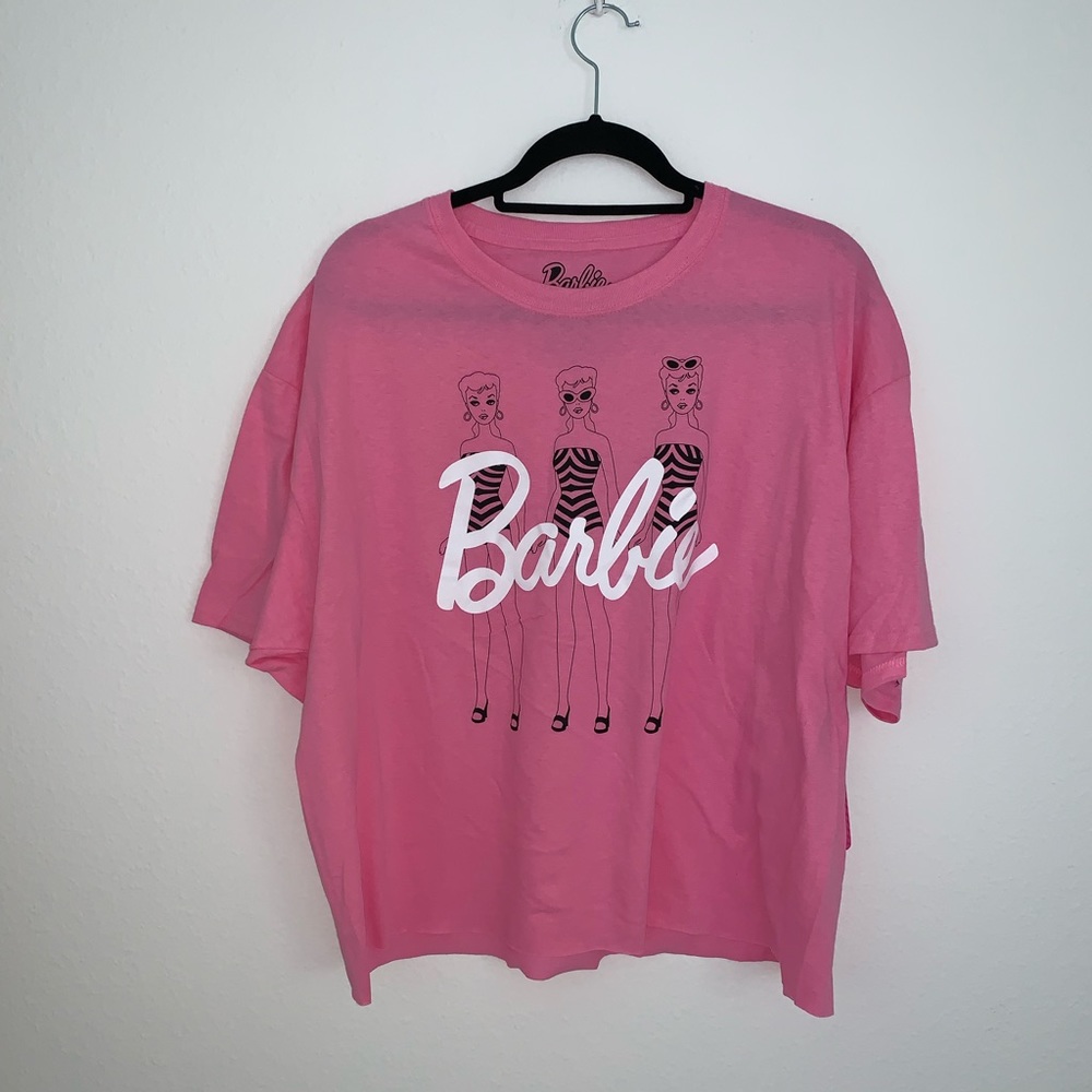 Barbie pink white and black crop‎ tee size large cotton brand new with tags